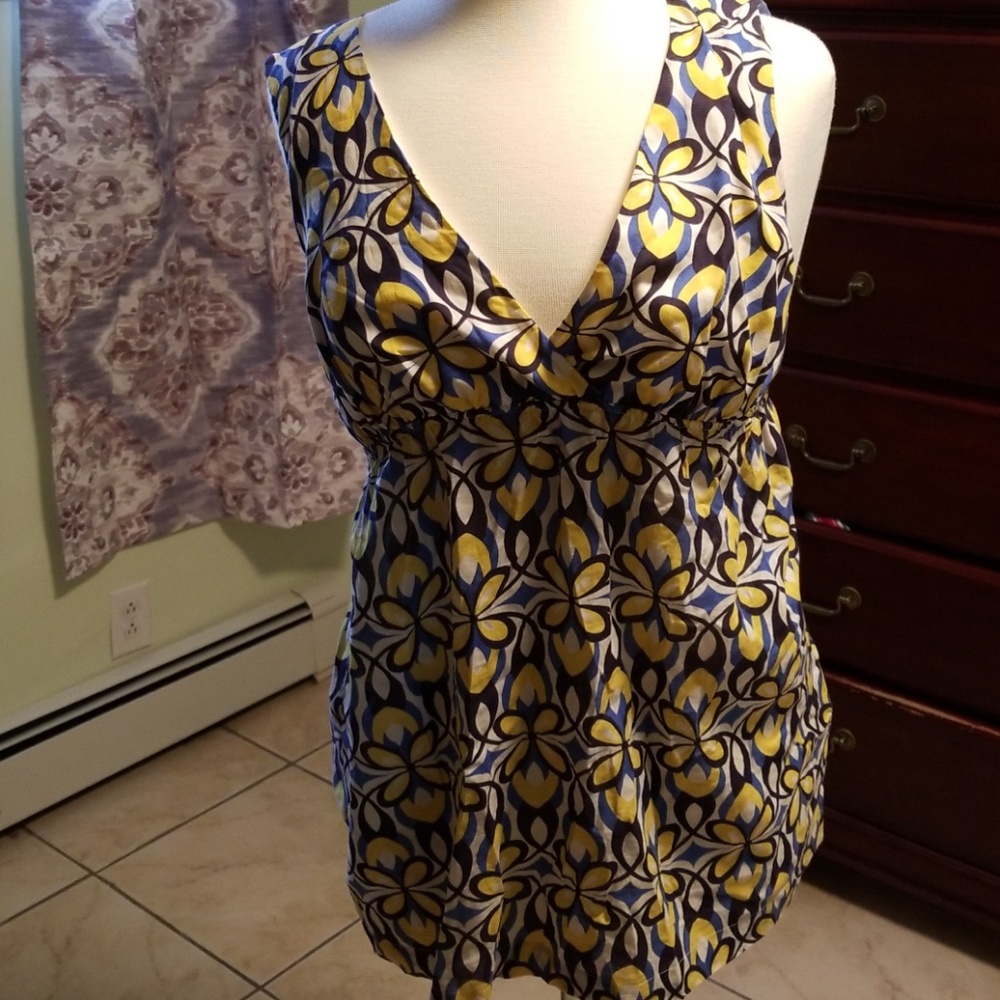 Women's medium multicolored top